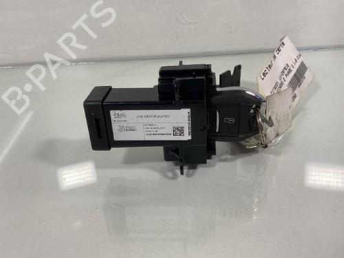 Used Card reader Card reader CITROËN C4 Picasso II [2013-2026] 19964647 19964647