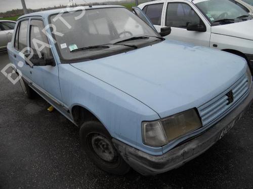 Brugte PEUGEOT 309 I (10C, 10A)  1.3  4507544