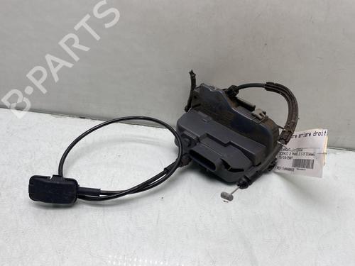 Used Rear right lock Rear right lock RENAULT SCÉNIC II (JM0/1_) 1.5 dCi (JM16) (103 hp) 24664900 24664900