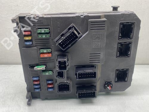 Used Fuse box PEUGEOT 206 CC (2D) 1.6 16V (2DNFUF, 2DNFUR) (109 hp) 29141703