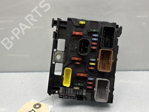 Used Fuse box CITROËN C4 Picasso I MPV (UD_) 1.6 HDi (109 hp) 30297190