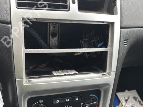 Fuse box PEUGEOT 307 (3A/C) 1.6 HDi | BP32063359E1 