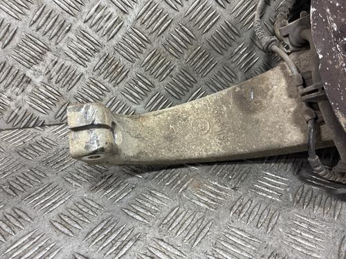 Used Right front steering knuckle Right front steering knuckle 37171850 37171850