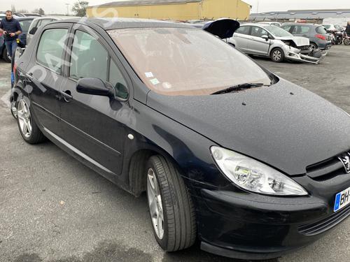Left mirror PEUGEOT 307 (3A/C) 2.0 HDi 110 | BP26495523C26 