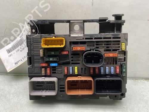 Used Fuse box PEUGEOT 308 I (4A_, 4C_) 1.6 HDi (90 hp) 23193467