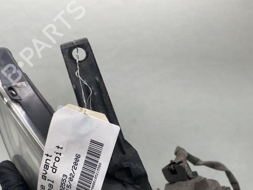 Used Right headlight Right headlight MAZDA 5 (CR) 2.0 CD (CR19) (110 hp) 33609287 33609287