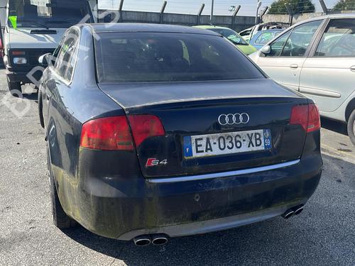 Luz central de freno AUDI A4 B7 (8EC) S4 quattro | BP19951162L11 