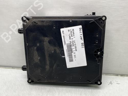 Used Fuse box Fuse box RENAULT LAGUNA III (BT0/1) 1.5 dCi (BT00, BT0A, BT0T, BT1J) (110 hp) 20974939 20974939