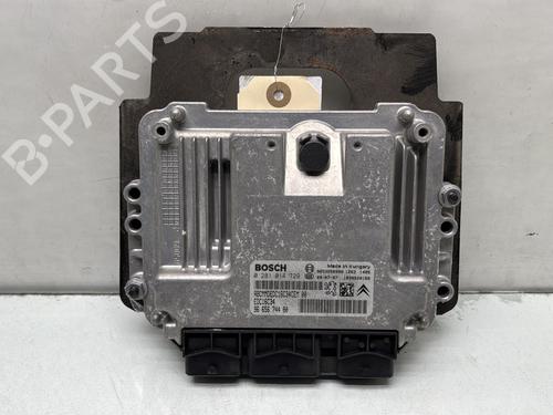 Used Engine control unit (ECU) Engine control unit (ECU) CITROËN C4 Picasso I MPV (UD_) 1.6 HDi (109 hp) 31602163 31602163