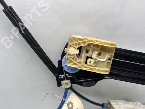 Front right window mechanism VW TOURAN (5T1) 1.2 TSI | BP28423216C23 - Image 4