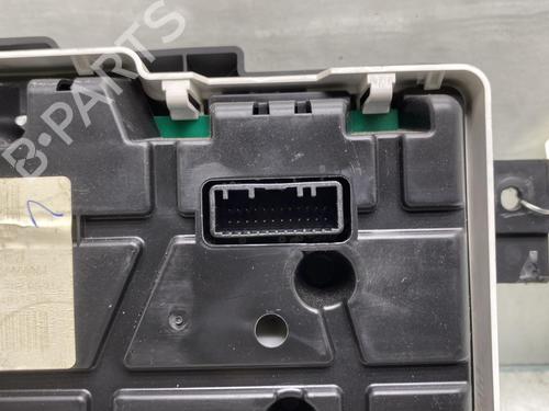 Used Instrument cluster RENAULT CAPTUR I (J5_, H5_) 1.5 dCi 90 (J5N4, J5M5, J5MW, J5M6, J5AL, J5AJ) (90 hp) 19963468