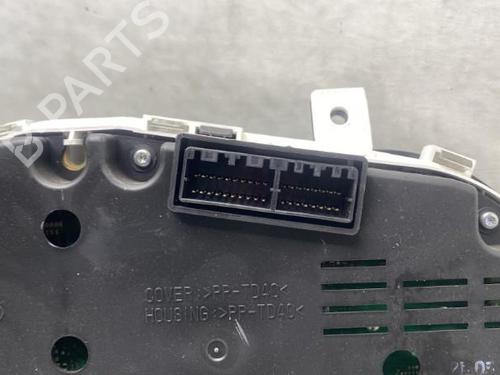 Used Instrument cluster Instrument cluster RENAULT KOLEOS I (HY_) 2.0 dCi (HY0K) (150 hp) 19959491 19959491