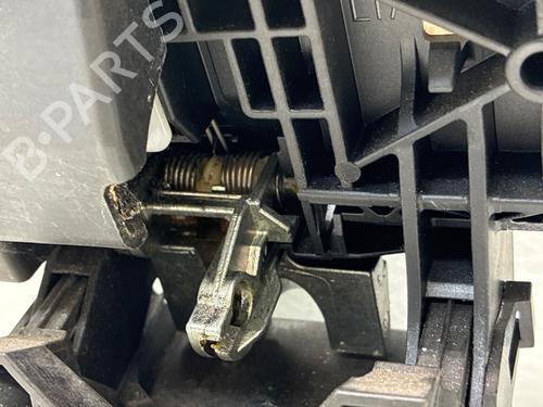 front-left-exterior-door-handle-mercedes-benz-a-class-w176-2012-2013-2014-2015-2016-2017-2018-34561460 main image