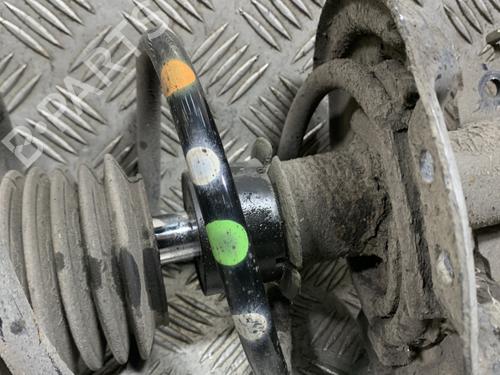 Used Right front shock absorber Right front shock absorber RENAULT MEGANE IV Hatchback (B9A/M/N_) 1.2 TCe 130 (B9MR) (130 hp) 32339429 32339429