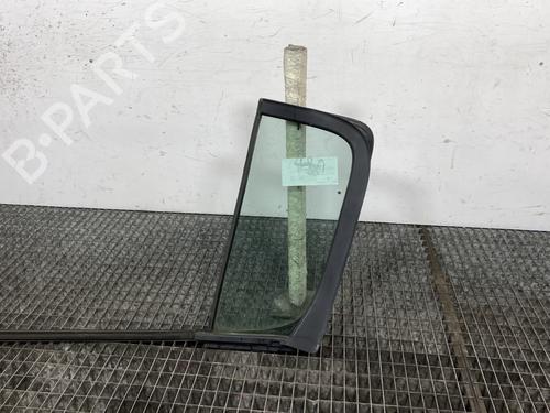 Used Rear right door window Rear right door window 28585211 28585211