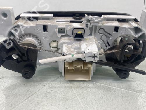 Used Climate control Climate control DACIA DOKKER Box Body/MPV 1.6 (83 hp) 32524224 32524224