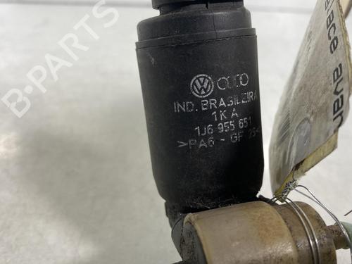 Used Washer pump Washer pump VW FOX Hatchback (5Z1, 5Z3, 5Z4) 1.4 TDI (70 hp) 19984221 19984221