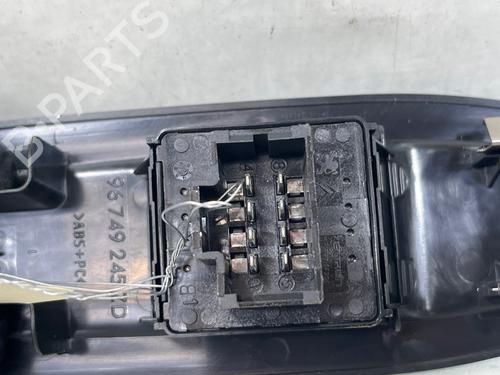 Used Left front window switch Left front window switch PEUGEOT 208 I (CA_, CC_) 1.0 VTi (68 hp) 36281246 36281246