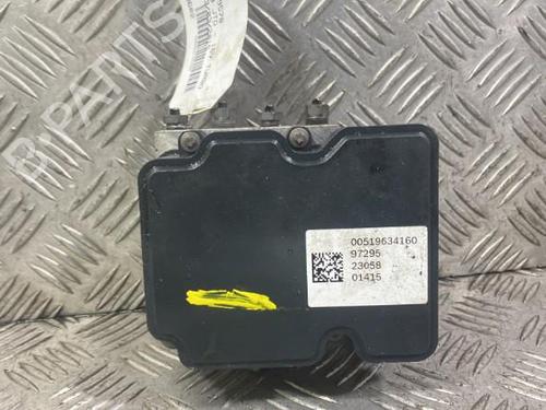Used ABS pump FIAT PUNTO (199_) 1.3 D Multijet (75 hp) 19960792
