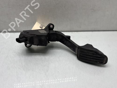 Used Pedal TOYOTA YARIS (_P13_) 1.5 Hybrid (NHP130_, NHP130) (101 hp) 28704791