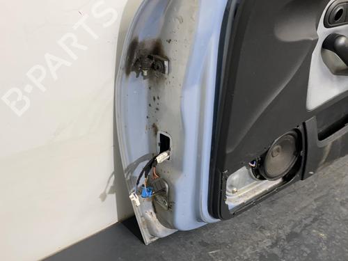 Used Right front door SEAT CORDOBA (6L2) 1.9 SDI (64 hp) 21955297
