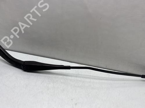 Used Front windshield wiper arm BMW 3 Touring (F31) 320 d (184 hp) 29724808