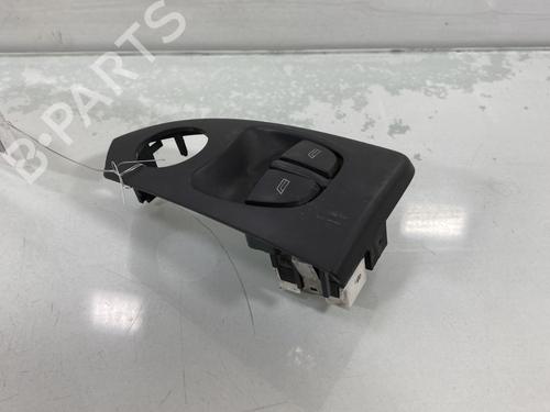 Used Left front window switch PEUGEOT BOXER Van (244) 2.0 HDi (84 hp) 24321070