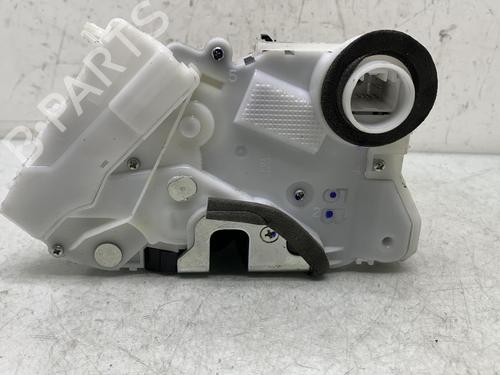 Used Front right lock TOYOTA YARIS (_P13_) 1.5 Hybrid (NHP130_, NHP130) (101 hp) 19994863