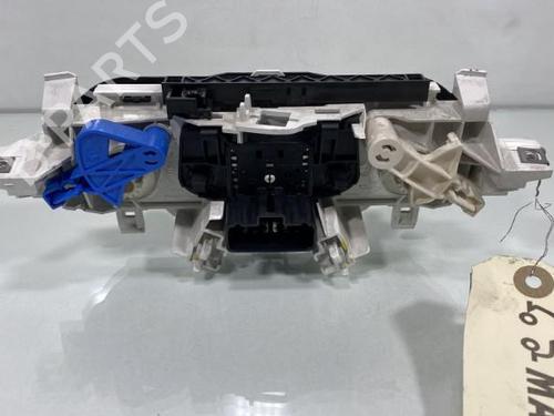 Used Climate control Climate control RENAULT TWINGO II (CN0_) 1.5 dCi (CN0E) (64 hp) 19962705 19962705