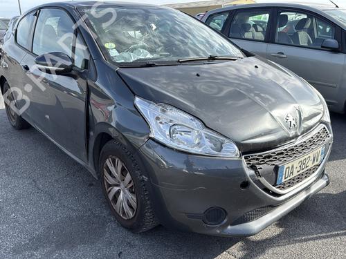 Rear fog light PEUGEOT 208 I (CA_, CC_) 1.6 HDi | BP31717472C37 