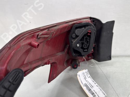 right-taillight-citroen-c5-iii-break-rw_-2008-2009-2010-2011-2012-2013-2014-2015-2016-2017-33427368 main image