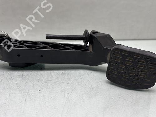 Used Clutch pedal MERCEDES-BENZ A-CLASS (W169) A 180 CDI (169.007, 169.307) (109 hp) 29507497