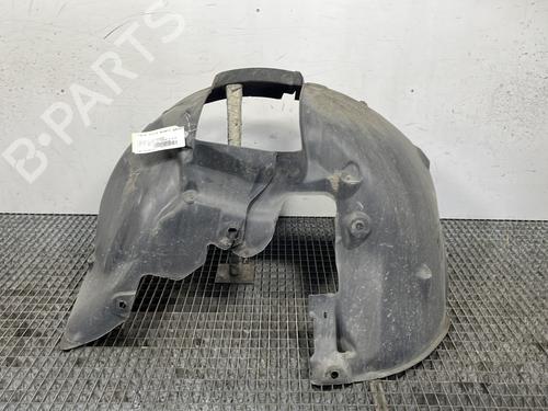 Used Wheel arch RENAULT GRAND SCÉNIC II (JM0/1_) 2.0 dCi (JM1K) (150 hp) 26715729