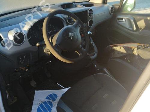 Engine control unit (ECU) CITROËN BERLINGO MULTISPACE (B9) 1.6 HDi 110 | BP21196826M57 