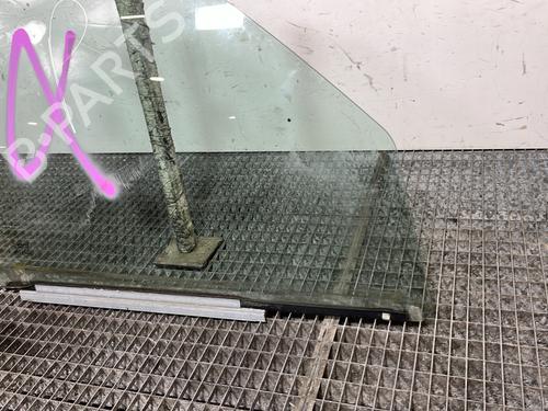 front-right-door-window-renault-kangoo-kc01_-1997-30711347 main image