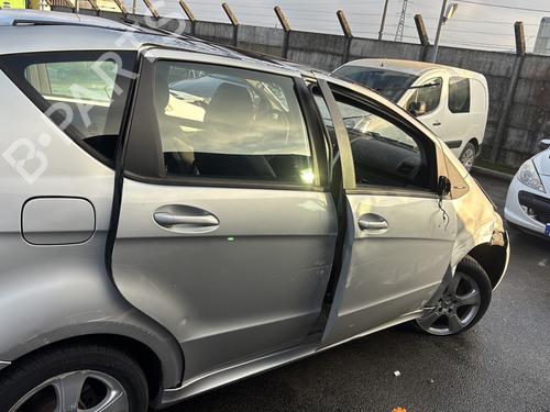 Third brake light MERCEDES-BENZ A-CLASS (W169) A 180 CDI (169.007, 169.307) | BP32527759L11