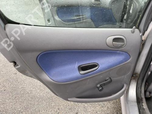 Fuse box PEUGEOT 206 Hatchback (2A/C) 1.4 HDi eco 70 | BP19965934E1 