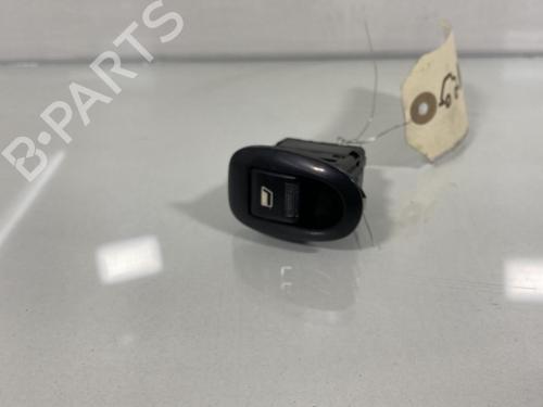 Used Right front window switch PEUGEOT 1007 (KM_) 1.4 (75 hp) 19954252
