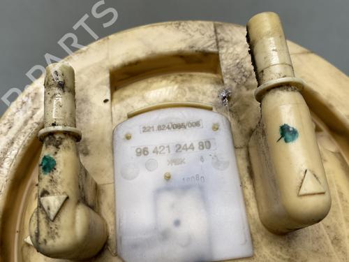 Used Fuel pump Fuel pump PEUGEOT 206+ (2L_, 2M_) 1.4 HDi eco 70 (68 hp) 31212044 31212044