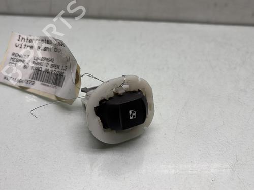 Used Right front window switch RENAULT MEGANE II Estate (KM0/1_) 1.5 dCi (KM16, KM1E) (106 hp) 28475695