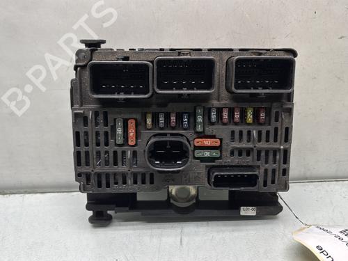 Used Fuse box PEUGEOT 407 (6D_) 2.0 HDi 135 (6DRHRH, 6DRHRE, 6DRHRG, 6DRHRJ) (136 hp) 32024544