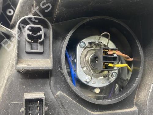 Højre forlygte OPEL MERIVA A MPV (X03) 1.4 16V Twinport (E75) | BP19963727C29 