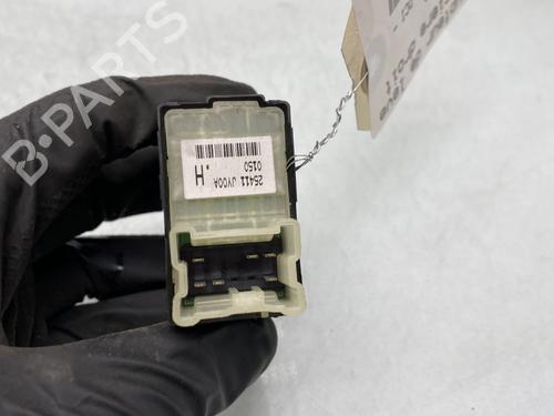 Right rear window switch RENAULT KOLEOS I (HY_) 2.0 dCi (HY0K) | BP30464147I28 - Image 2