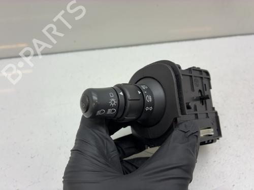 switch-renault-grand-scenic-ii-jm01_-2004-2005-2006-2007-2008-2009-39947592 main image