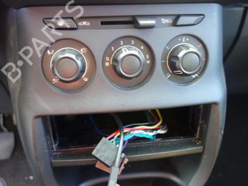 Front left interior door handle CITROËN C3 II (SC_) 1.1 i | BP20016802I13 - Image 10