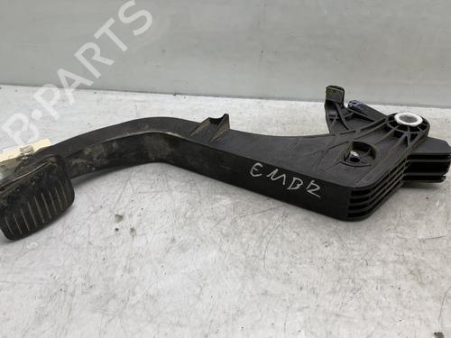 Used Clutch pedal Clutch pedal CITROËN JUMPER II Van 2.2 HDi 130 (130 hp) 19964789 19964789