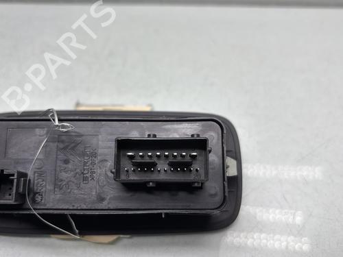 Used Left front window switch Left front window switch PEUGEOT 208 I (CA_, CC_) 1.6 HDi (92 hp) 32297210 32297210