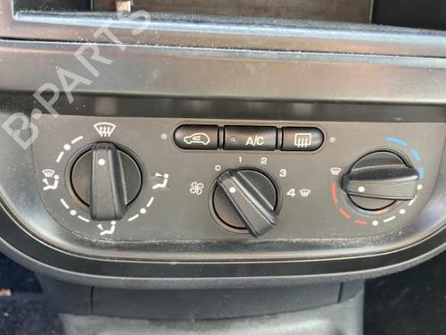 Fuse box CITROËN C3 I (FC_, FN_) 1.4 HDi | BP26527804E1 