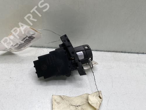 Used Card reader BMW 3 (E90) 330 xd (231 hp) 27583339
