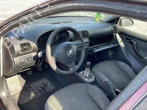 Left front fog light SEAT TOLEDO II (1M2) 1.9 TDI | BP20010091C30 